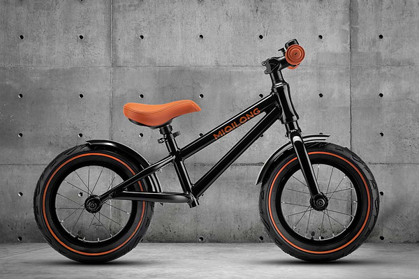 Фото - Уцінка - Біговел Miqilong ZCY-RVA12-Black