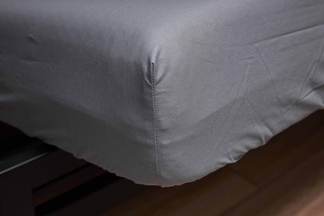 Простирадло полуторне Moon&Star на гумці Gray Бязь Gold Люкс 140х200х20 см (MS-850000250)