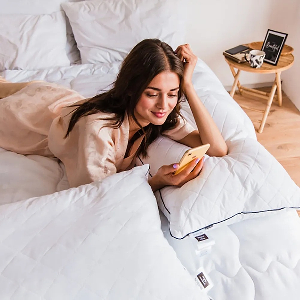 Фото - Подушка стандартна MirSon шовкова Royal Pearl 0518 універсальна 60х60 см (2200000042286)