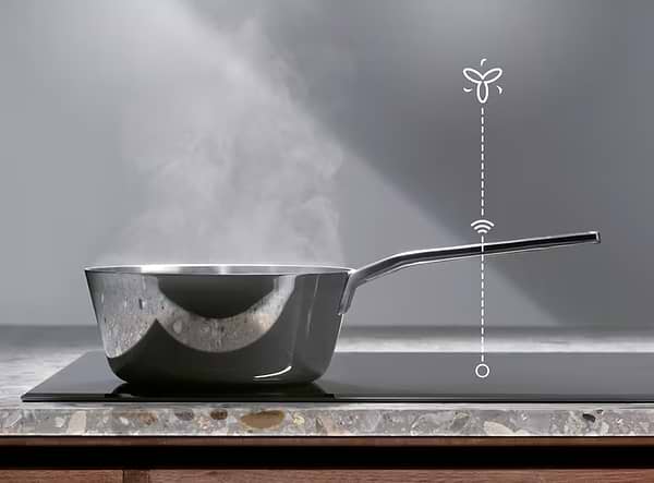 Фото - Варочная панель электрическая Electrolux LIV63431BK