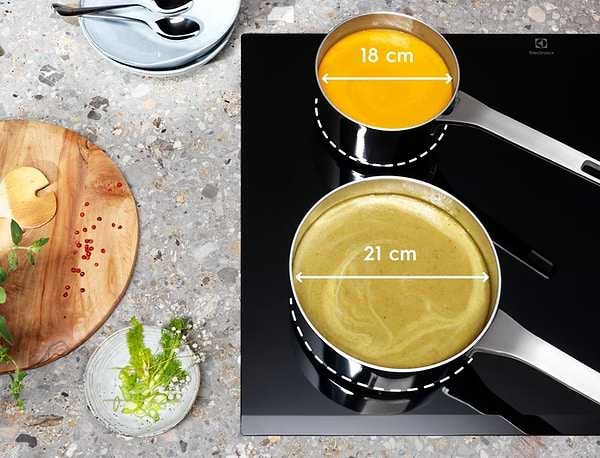 Фото - Варочная панель электрическая Electrolux LIV63431BK