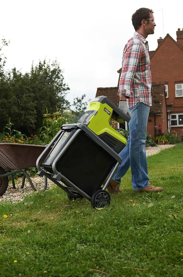 Фото - Подрiбнювач садовий Ryobi RSH3045