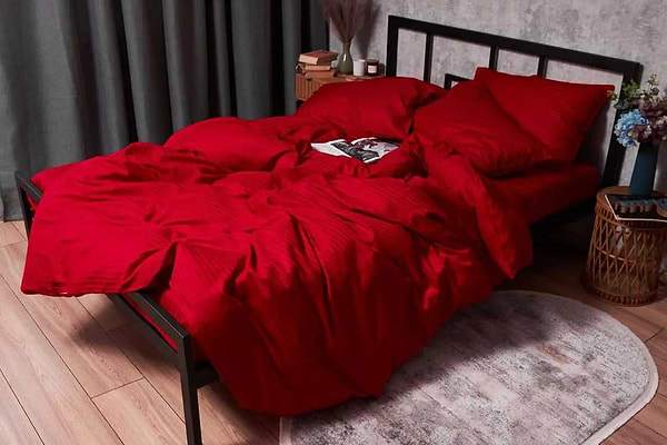 Фото - Комплект постельного белья Moon&Star Satin Stripe Stripe Red 160х220 нав. 2х50х70 (MS-820003591)