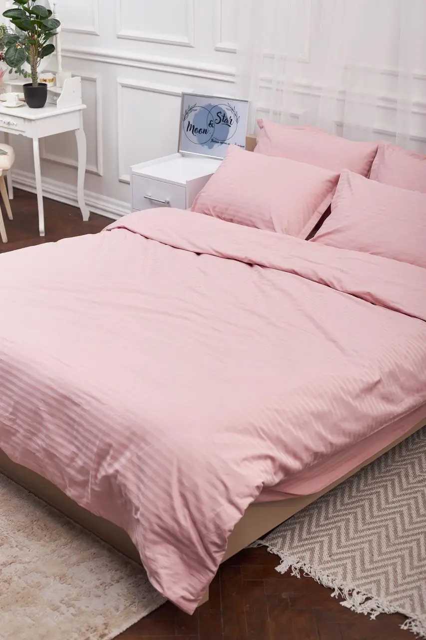 Фото - Комплект постільної білизни Moon&Star Satin Stripe Stripe Pink 160х220 нав. 2х70х70 (MS-820003627)