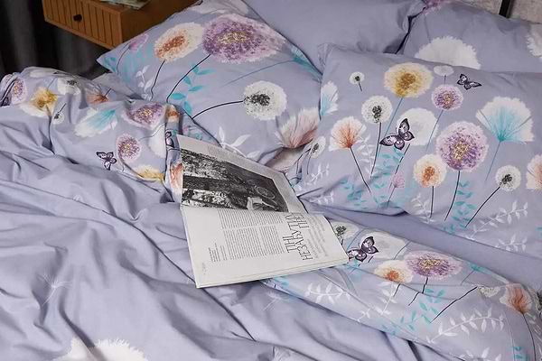 Фото - Комплект постільної білизни Moon&Star Бязь Gold Люкс Dandelion Dreams 160х220 нав. 2х50х70 (MS-820005586)