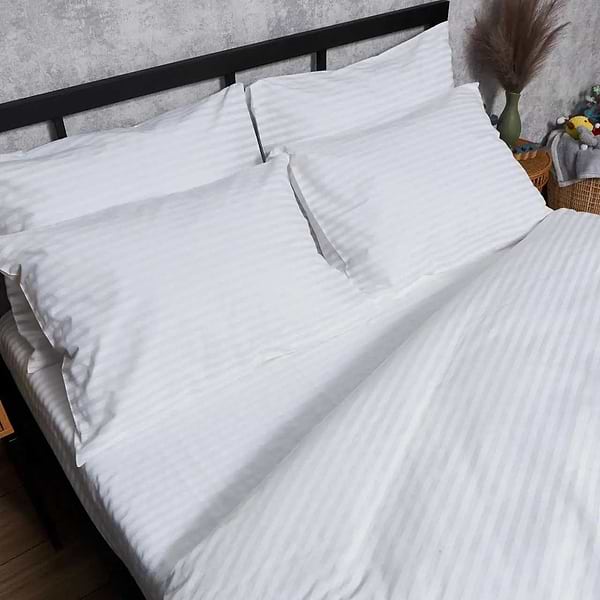 Фото - Комплект постільної білизни Moon&Star Бязь Gold Люкс «White Harmony» 160х220х2 нав. 4х70х70 (MS-820007419)