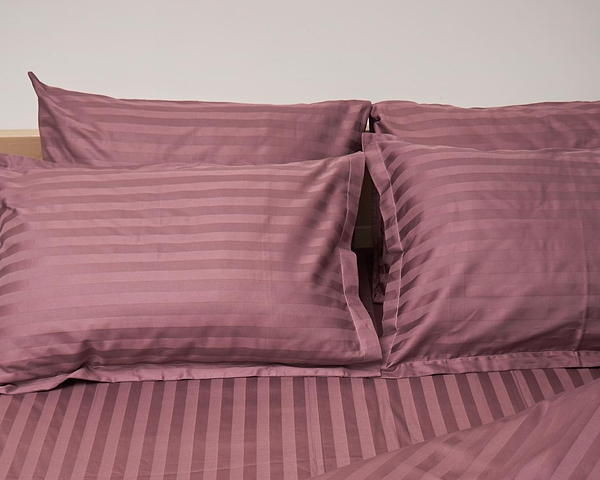 Фото - Наволочка Moon&Star Satin Stripe Garnet 50х70 2 шт. (MS-840000387)