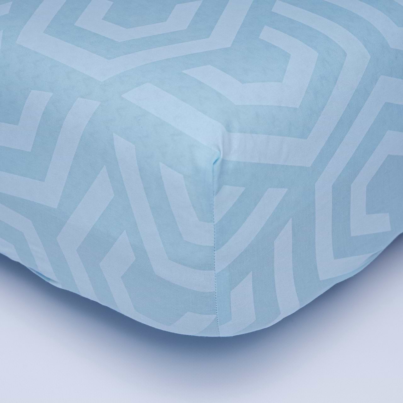 Простынь полуторная Moon&Star на резинке Arctic Glow Бязь Gold Люкс 140х200х20 см (MS-850000650)