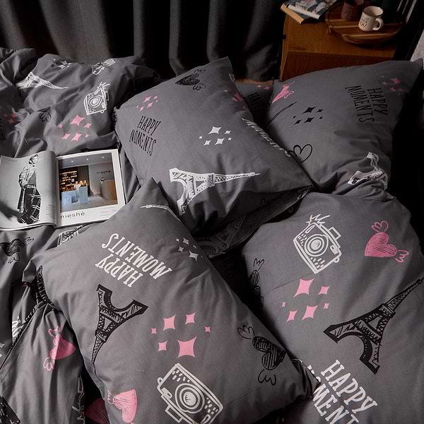 Фото - Наволочка Moon&Star Набір Бязь Gold Люкс Paris Moments 50х50 2 шт. (MS-840001418)