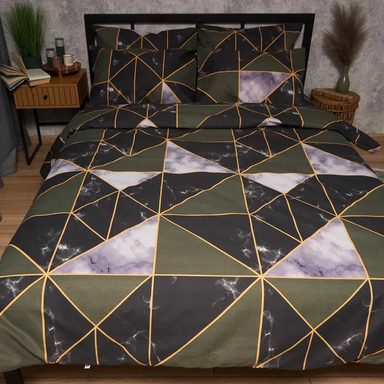 Комплект постельного белья Moon&Star Микросатин Premium Golden Marble 200х220 см нав. 70х70 2 шт. (MS-890000701)