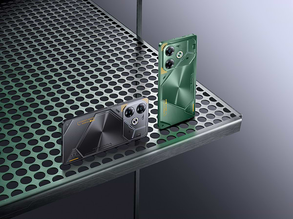 Фото - Смартфон Tecno Pova 6 12/256Gb Comet Green (LI7)