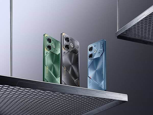 Фото - Смартфон Tecno Pova 6 12/256Gb Comet Green (LI7)