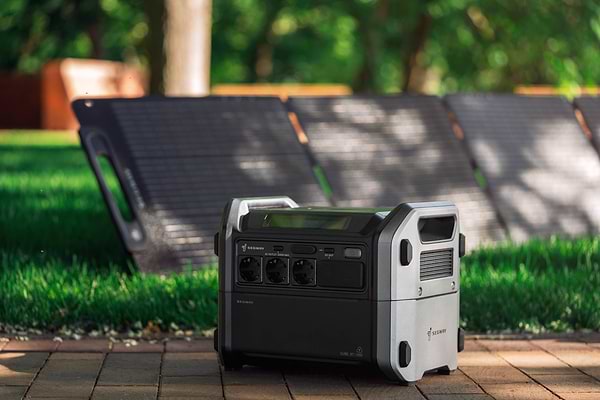 Фото - Зарядна станція універсальна Segway CUBE 1000 + Сонячна панель 2E 250W (AA.13.04.02.0004-SET250)