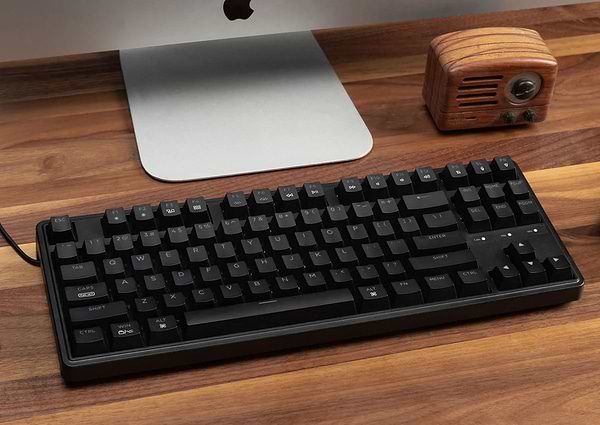 Фото - Клавиатура проводная игровая Keychron C3 Pro 87Key, K pro Red, USB-A, QMK, Hot-swap, EN/UKR, RGB Black (C3PH1_KEYCHRON)