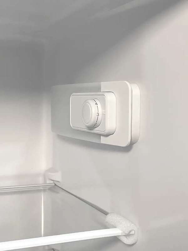 Фото - Холодильник Borgio RFE 142 205 SV BDF