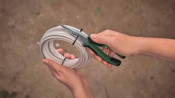 Фото - Плоскогубцы Bosch 180 мм (1.600.A03.2VC)