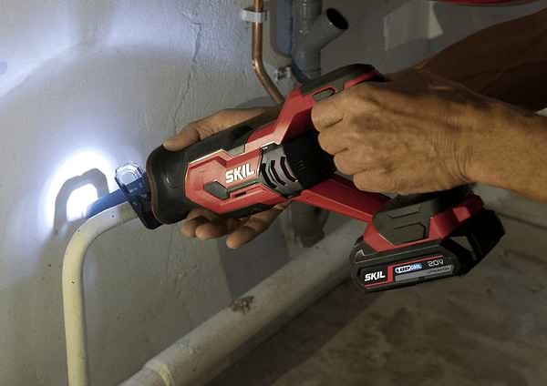 Фото - Пила шабельна Skil 3470 CA (SW1E3470CA)