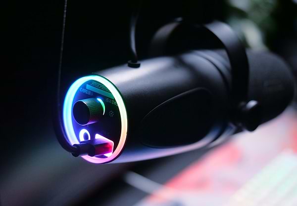 Фото - Мікрофон вокальний провідний Xtrfy CHERRYNGALE X (CX-NGALE-X-RGB-BLACK)