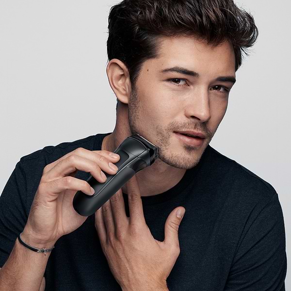 Фото - Бритва Braun Series 3 300BT Black