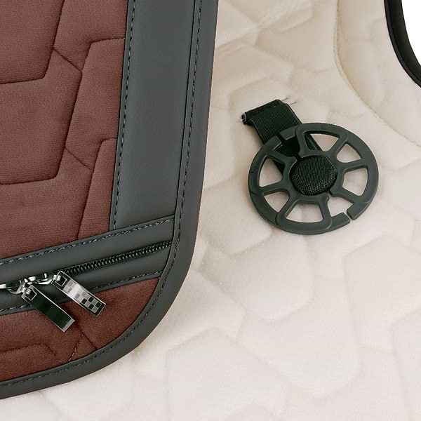 Фото - Комплект накидок на сиденье автомобиля Beltex Chicago black-coffee (BX85120)