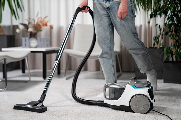 Фото - Пылесос для сухой уборки без мешка Ardesto VC-I-C700W