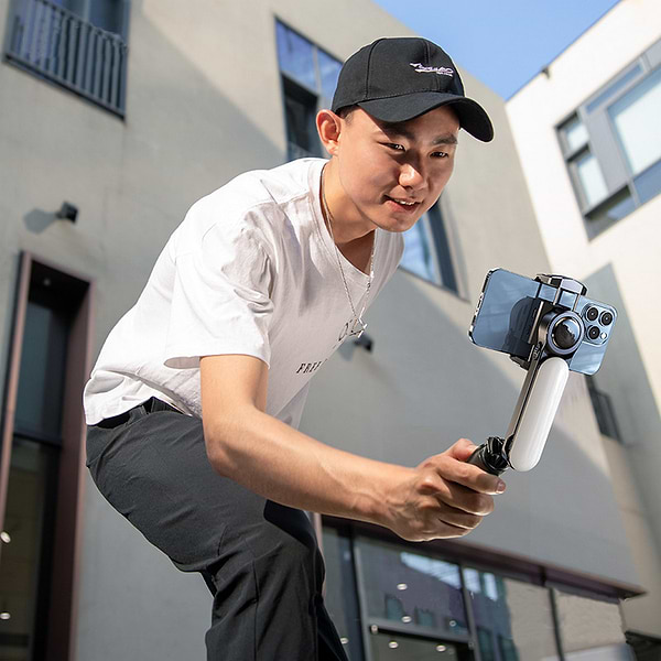 Фото - Стедікам RTAKO Q09 Mini Electric  Gimbal Stabilizer with AR Detach Black (6975068272314)