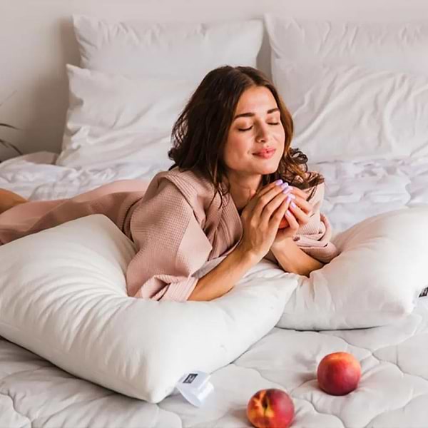 Фото - Подушка стандартна MirSon антиалергенна №761 Julia Eco-soft середня 60х60 см (2200001485969)