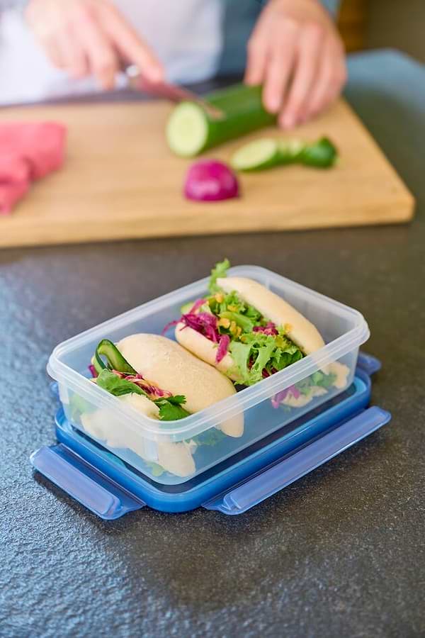 Фото - Сковорода универсальная Tefal C4250543_SET Renew 26 см+емкость для хранения  Master Seal Eco 0,8 л