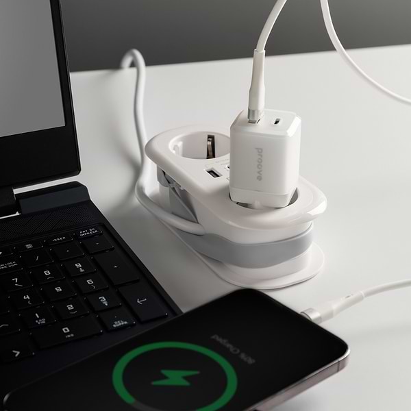 Фото - Мережевий зарядний пристрій Proove Pure GaN Plus 30W (Type-C + USB) White (WCPU30111202)