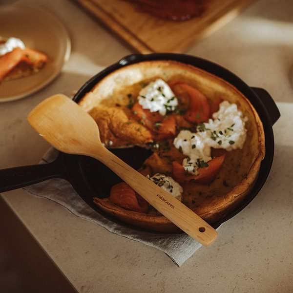 Фото - Лопатка кухонная Fiskars 1075687