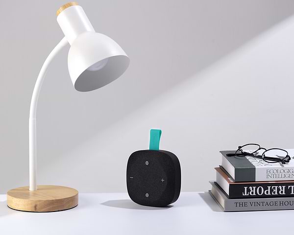 Фото - Портативна акустика Canyon HEXAGON 10 TWS 8W IPX5 Black Green (CNE-CBTSP10BG)