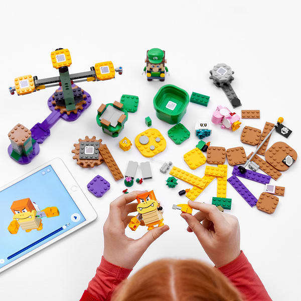 Фото - Конструктор LEGO Super Mario™ Приключения из Луиджи. Стартовый набор (71387)