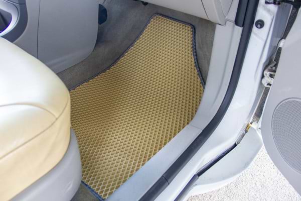 Фото - EVA килимки в салон авто передні EVAtech для HHR Chevrolet 2005-2011 1 покоління SUV EU CT21716AE2AV1RBB