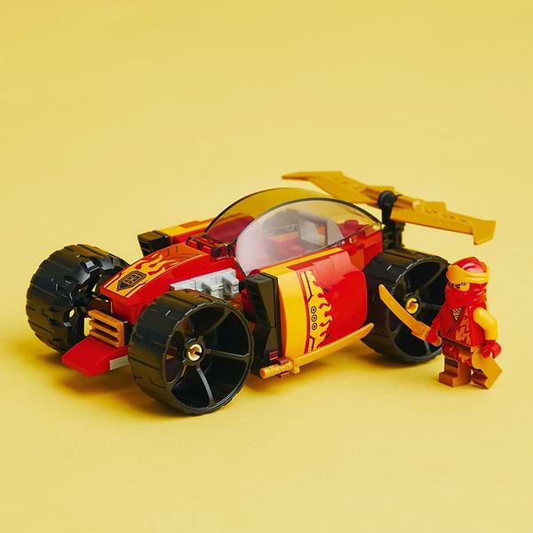 Фото - Конструктор LEGO Ninjago Гоночний автомобіль ніндзя Кая EVO (71780)