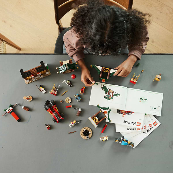 Фото - Конструктор LEGO Ninjago Ниндзя Коробка с кубиками для творчества (71787)