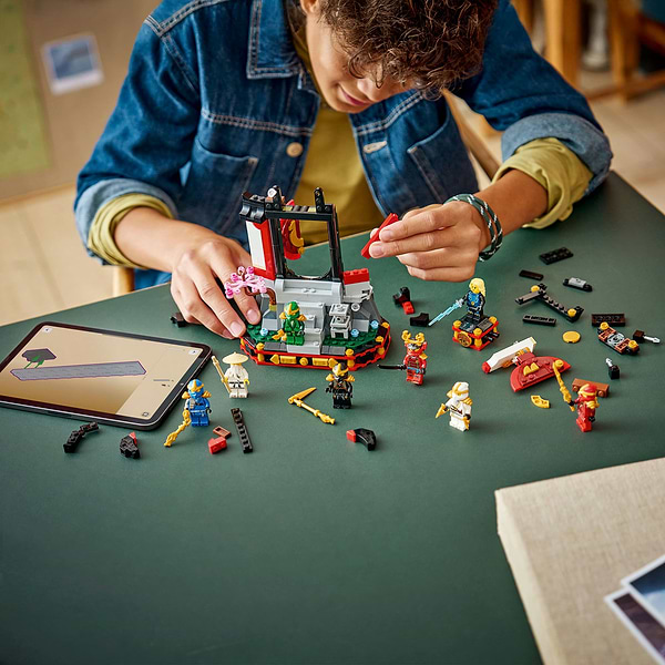 Фото - Конструктор LEGO  Ninjago Модель персонажів ніндзя. 15-та річниця (71866)