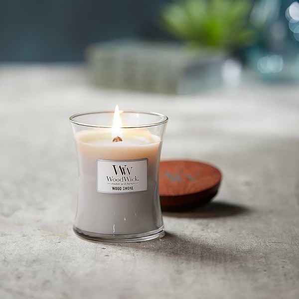 Фото - Свічка скло Woodwick Medium Wood smoke (Деревний дим) 275г (92075E)