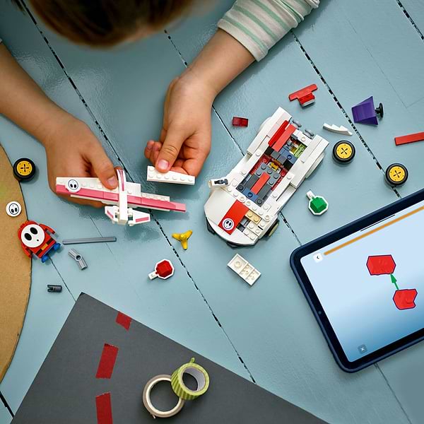Фото - Конструктор LEGO  Super Mario™ Mario Kart™ – Shy Guy & P-Wing (72045)