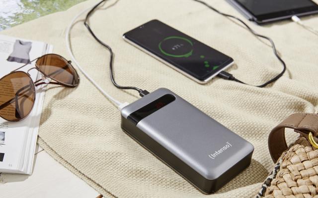 Фото - Батарея мобільна Intenso PD20000 Quick Charge black 20000mAh