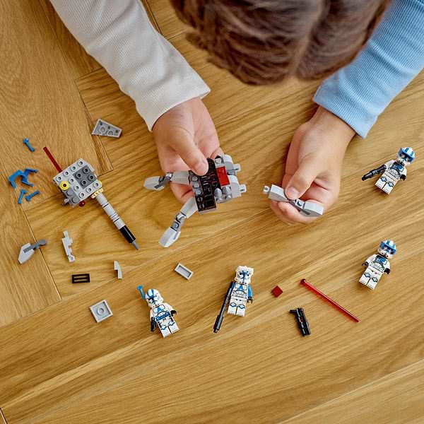 Фото - Конструктор LEGO Star Wars Боевой отряд бойцов-клонов 501-го легиона (75345)