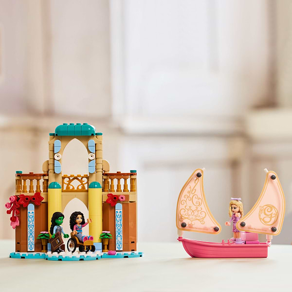 Фото - Конструктор LEGO Wicked Ґлінда, Ельфаба й Несароза в Університеті Шиз (75681)