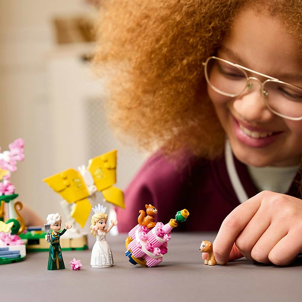 Фото - Конструктор LEGO Wicked Весілля Ґлінди (75688)