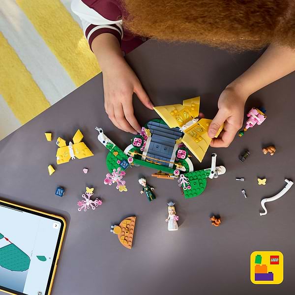 Фото - Конструктор LEGO Wicked Весілля Ґлінди (75688)