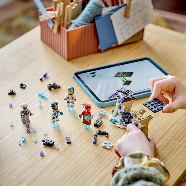 Фото - Конструктор LEGO Super Heroes Marvel Железный Человек и Железный легион против солдата Гидры (76288)