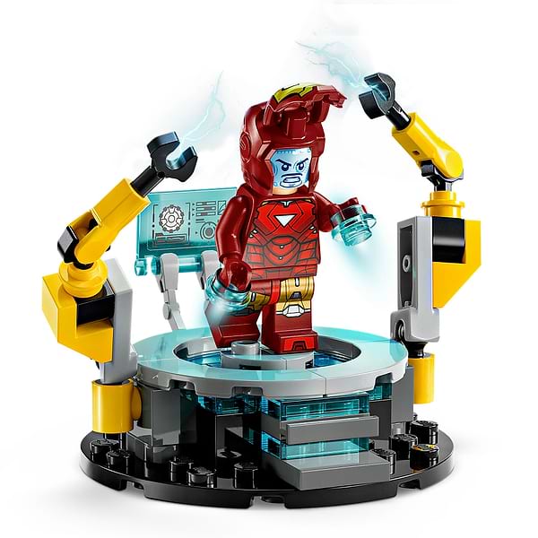 Фото - Конструктор LEGO Marvel  Лабораторія Залізної Людини: зал обладунків (76315)