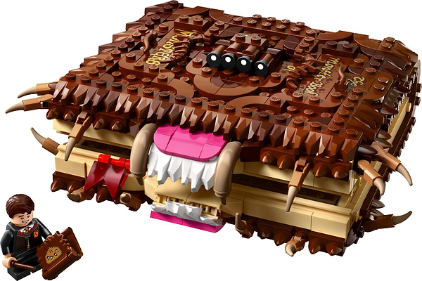Фото - Конструктор LEGO Harry Potter Куслива Жахлива книга жахіть (76449)