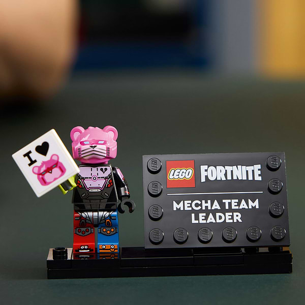 Фото - Конструктор LEGO Fortnite Mecha Team Leader (77078)
