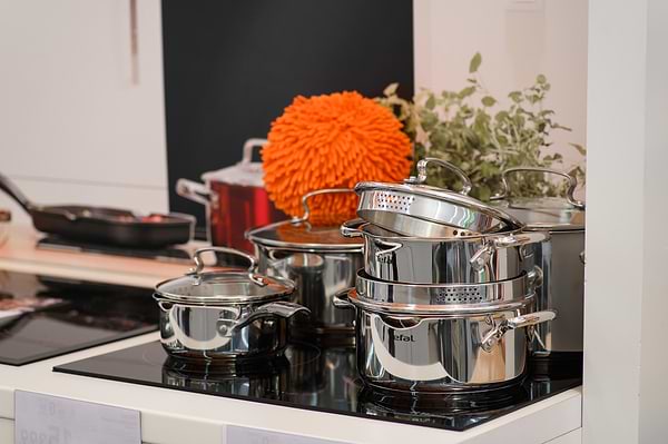 Фото - Набор посуды Tefal G719SA74 Duetto+ 10 пр. с ковшом (кастр. 24/22/20/18 с/кр., ковш 16 см с/кр)