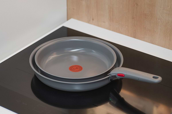 Фото - Набор сковород со съемной ручкой Tefal Ingenio Renew 3 пр. (L2609502)