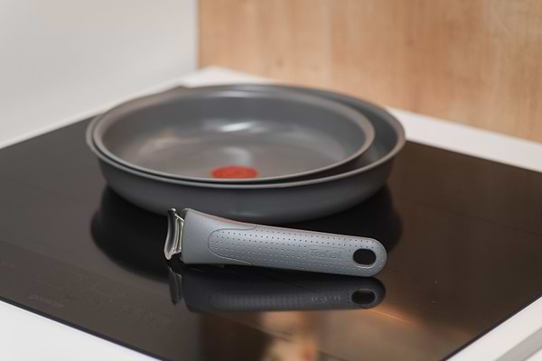Фото - Набор сковород со съемной ручкой Tefal Ingenio Renew 3 пр. (L2609502)